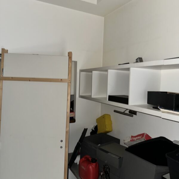 F592FD99-B9D2-425E-ACEC-8D4625566E9C